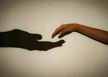 Tragedi di Iran: 202 Anak dan 223 Perempuan Jadi Korban Serangan Udara